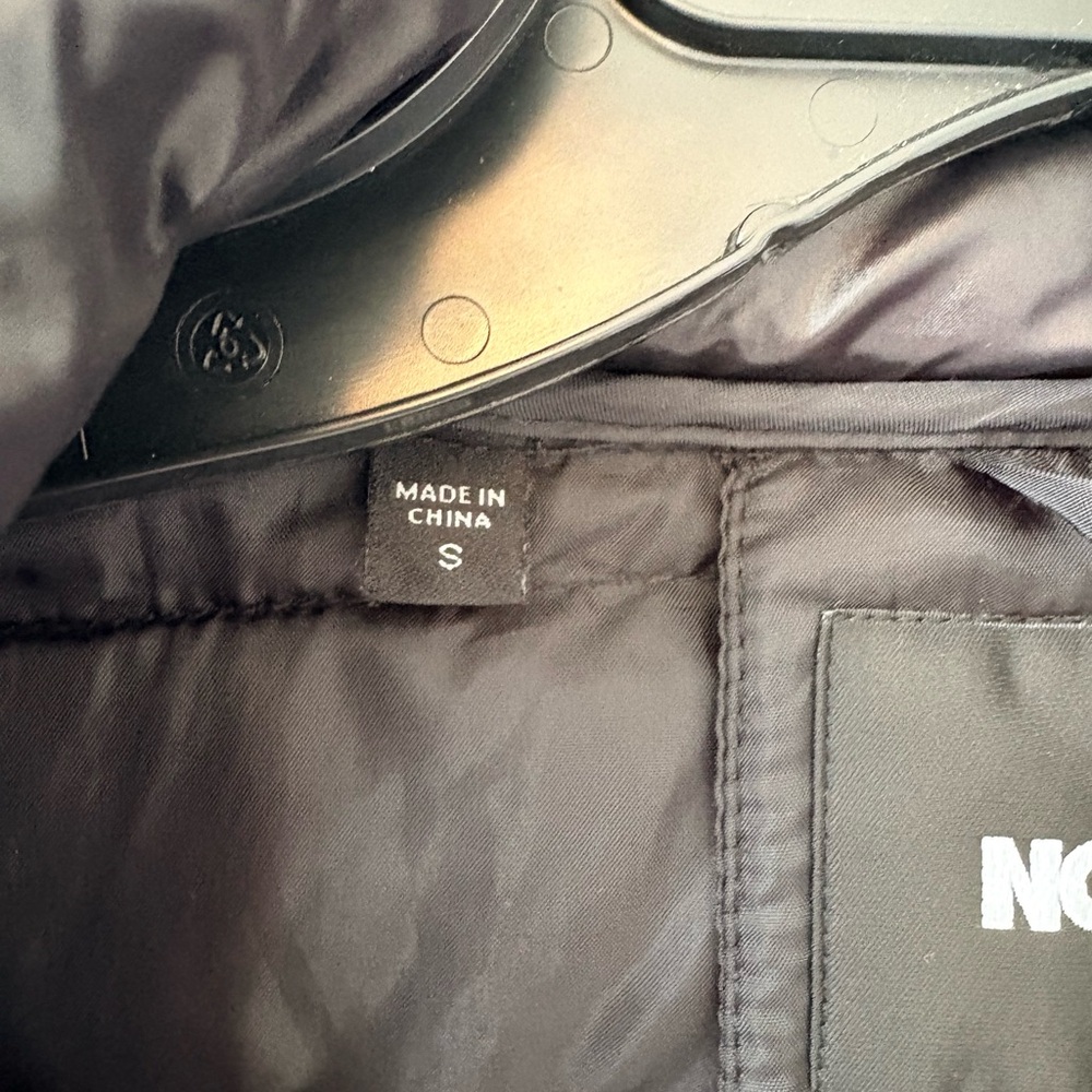 Fashion Nova Men Black Puffer Jacket - Picture 5 of 7